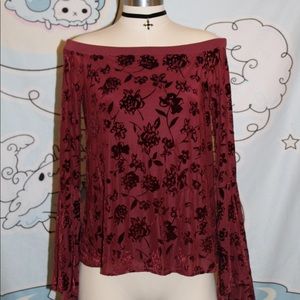 🥀 Crushed Velvet Off the Shoulder Rose Top 🥀